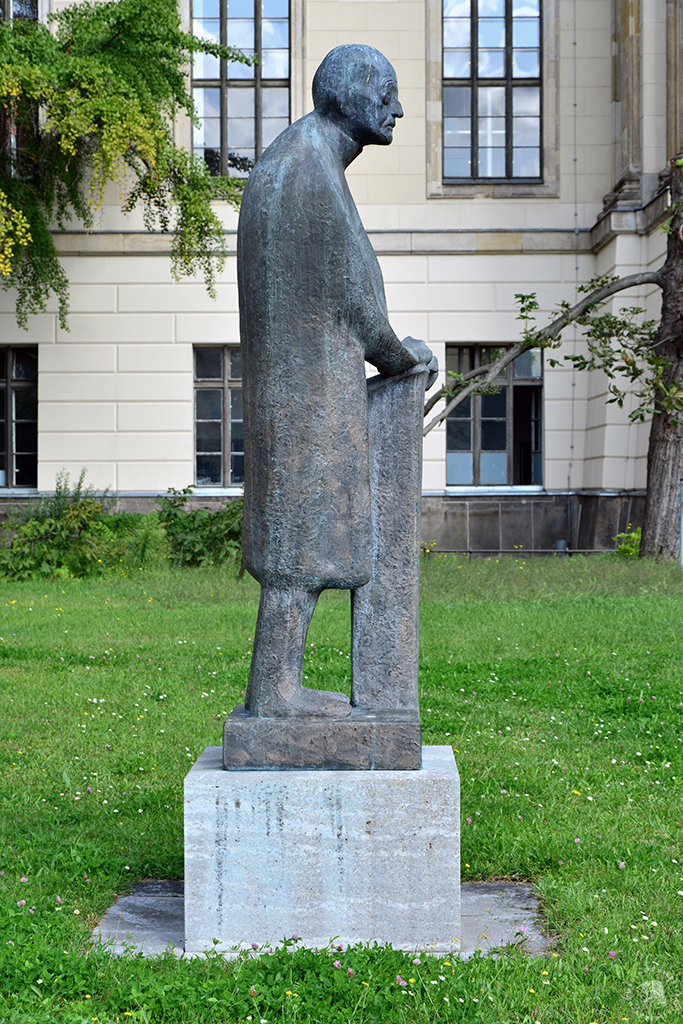 Bernhard Heiliger, Max Planck, 1948-49, Seitenansicht rechts, Fotos: Maja Klimt