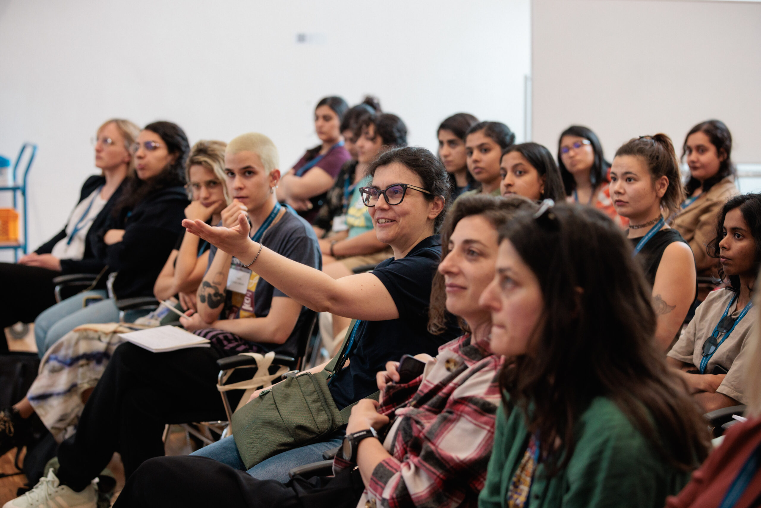 HU_WINS_asset_welcome_01